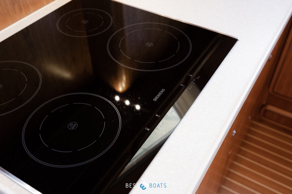 foto: 7 Linssen Grand Sturdy 500 Variotop MKII