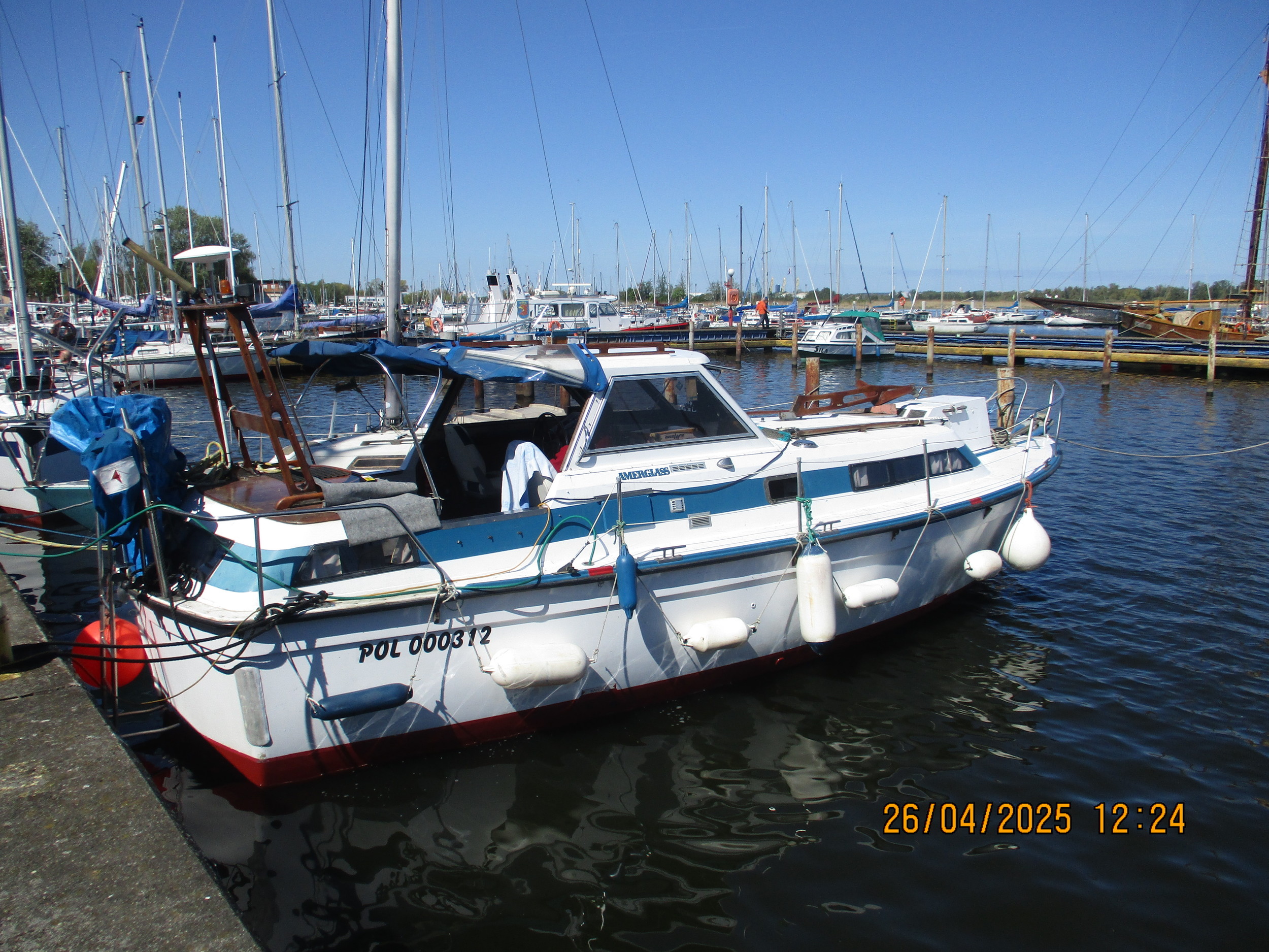 foto: 13 Amerglass Searunner 30 AK