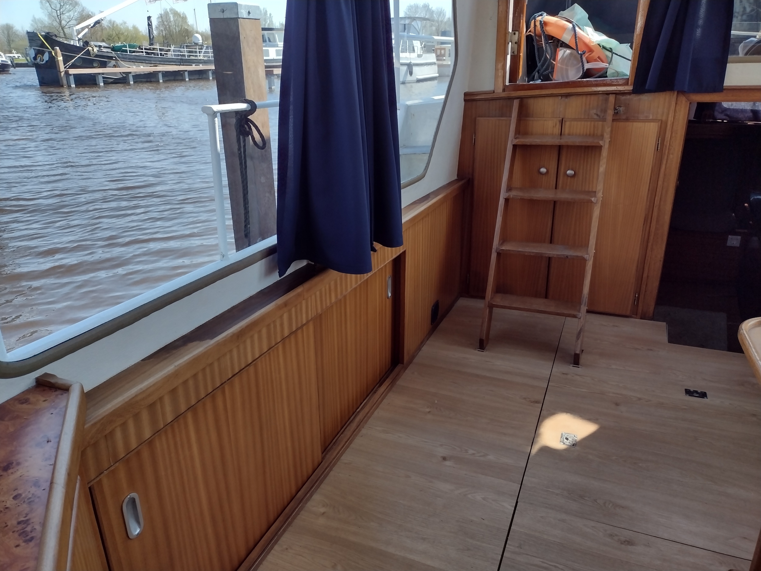 foto: 17 Middelzee Kruiser 1100 AK