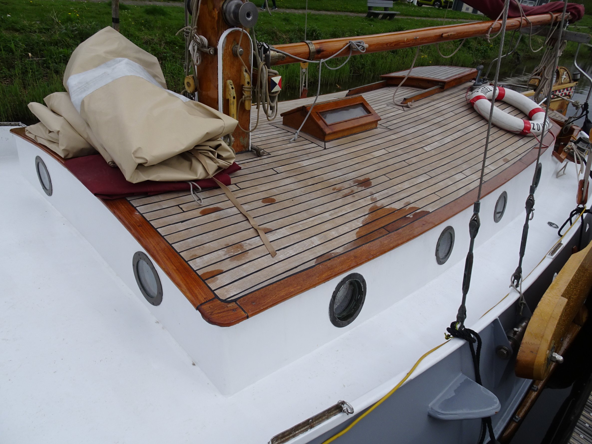 foto: 8 Schokker 950
