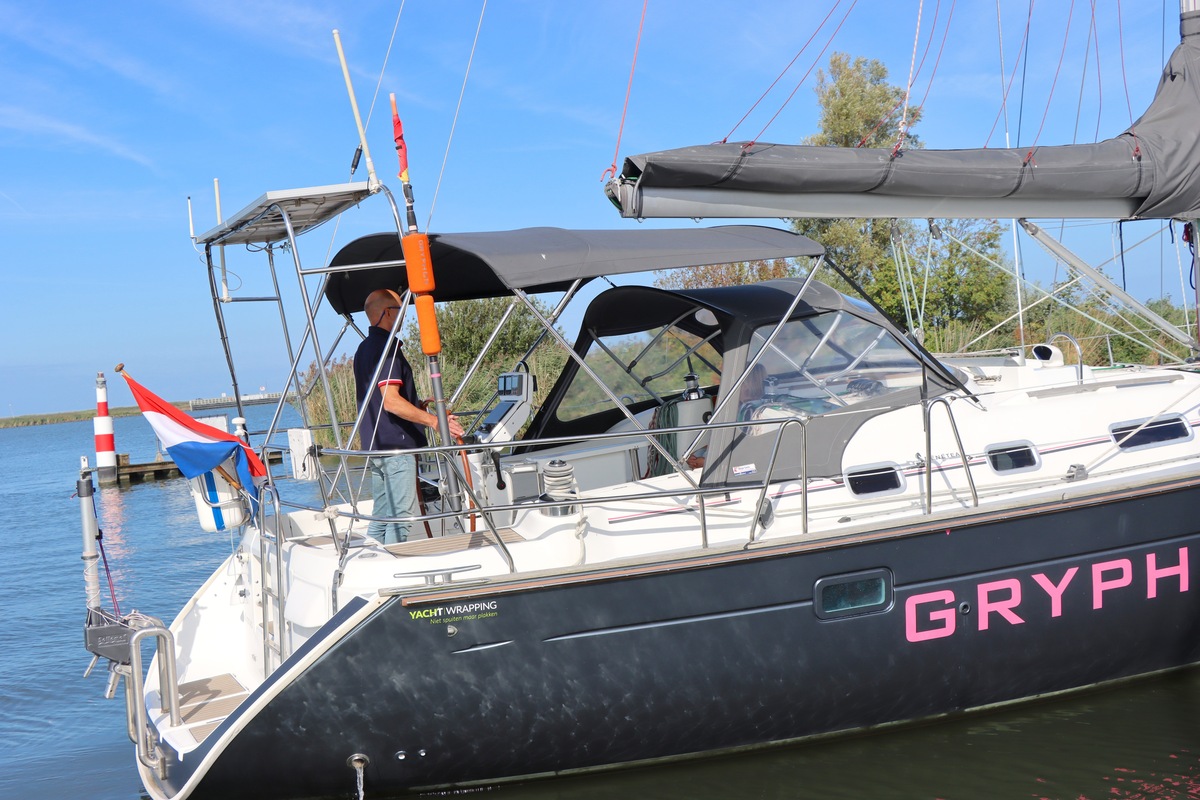 foto: 36 Beneteau Oceanis 423 Clipper 