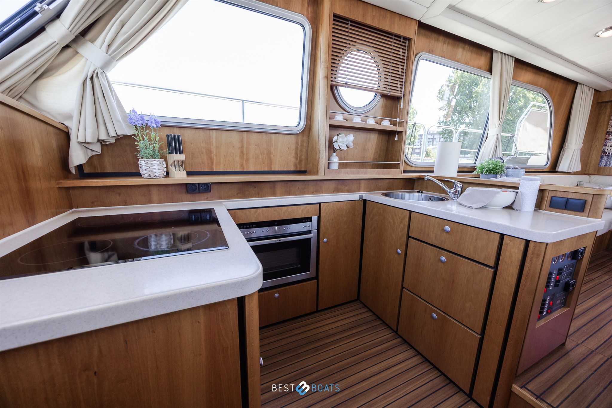 foto: 6 Linssen Grand Sturdy 45.9 AC