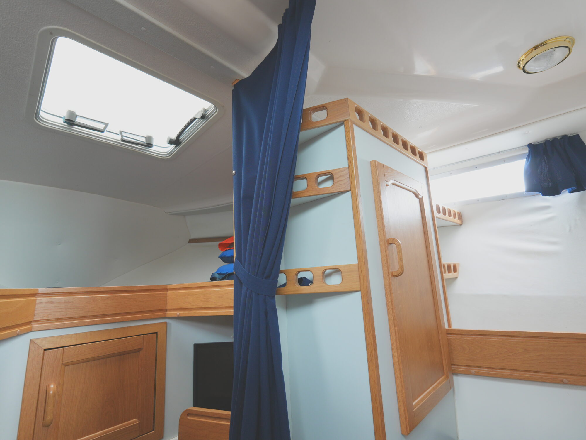 foto: 13 NB Marine NB Marine 8700