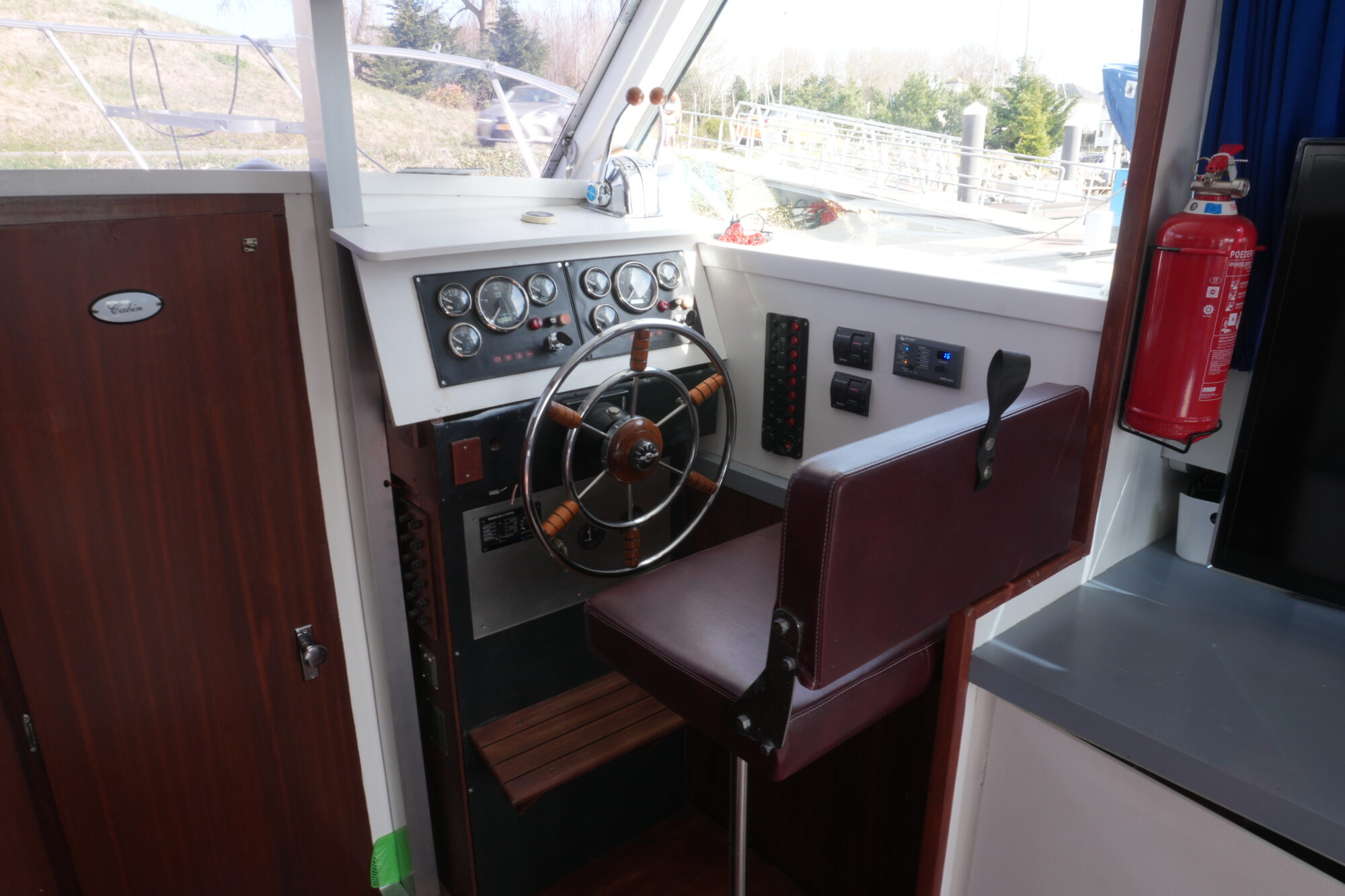foto: 5 Chris Craft Chris Craft 11.00 Flybridge