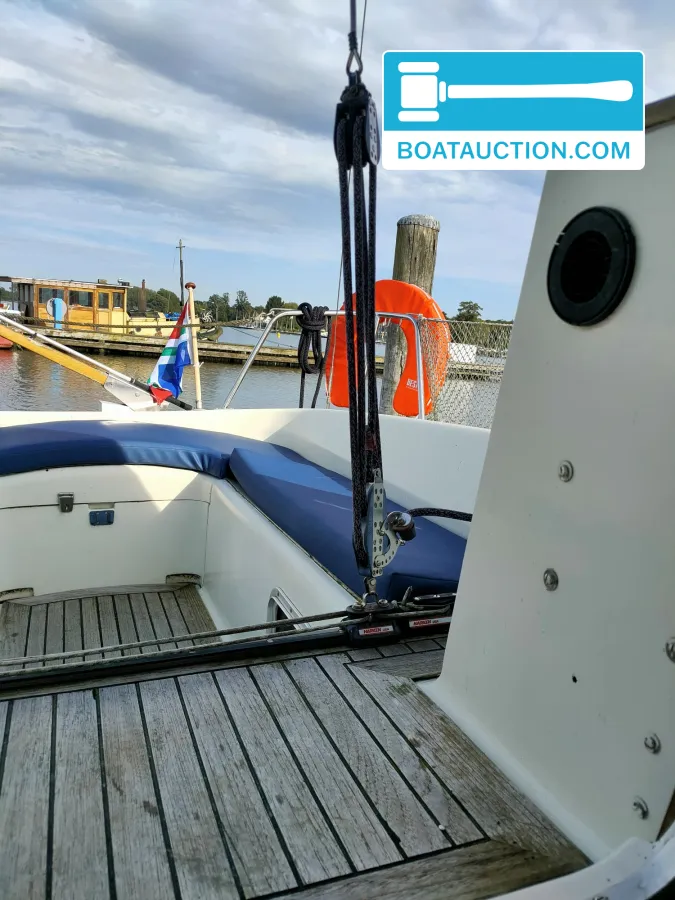 foto: 6 Jeanneau Fantasia 27