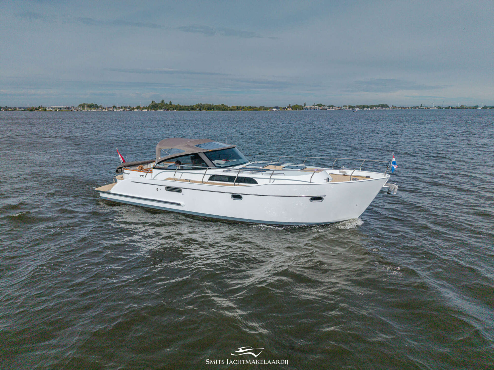 foto: 11 Crown yachts Crown Keyzer C107 Cabrio