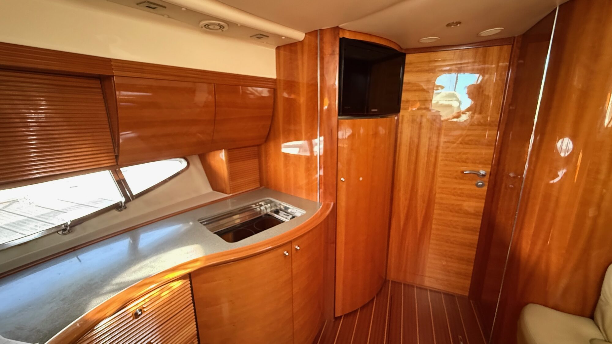 foto: 10 Atlantis Atlantis 47 Cabrio