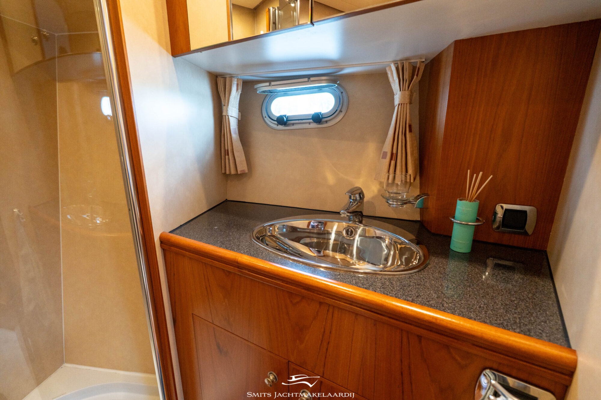 foto: 23 Van der Valk Valk Continental 15.50 Cabrio