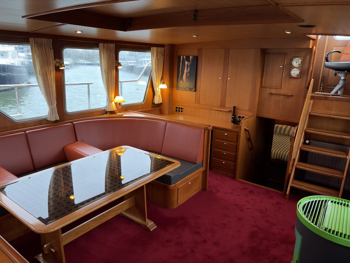 foto: 9 Anker Trawler 1700
