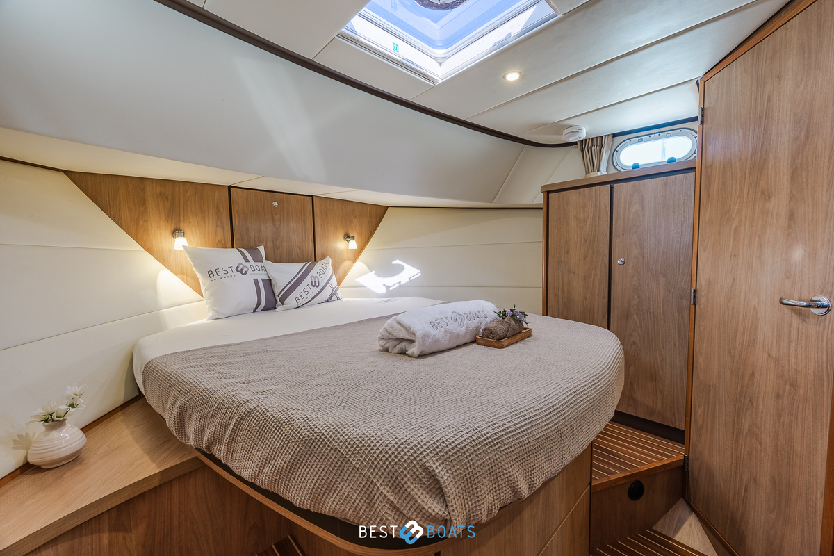 foto: 8 Linssen Grand Sturdy 40.0 AC