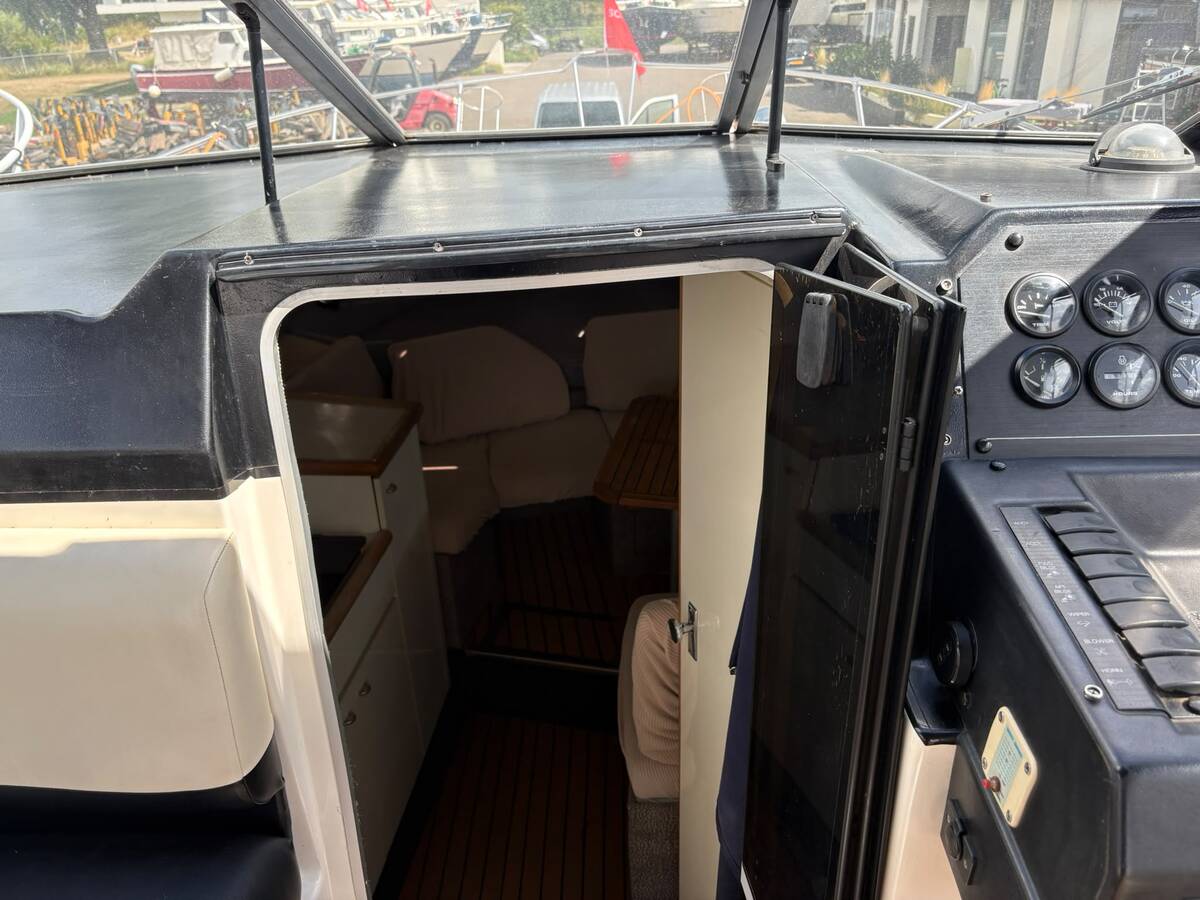 foto: 7 Bayliner 2855 CIERA