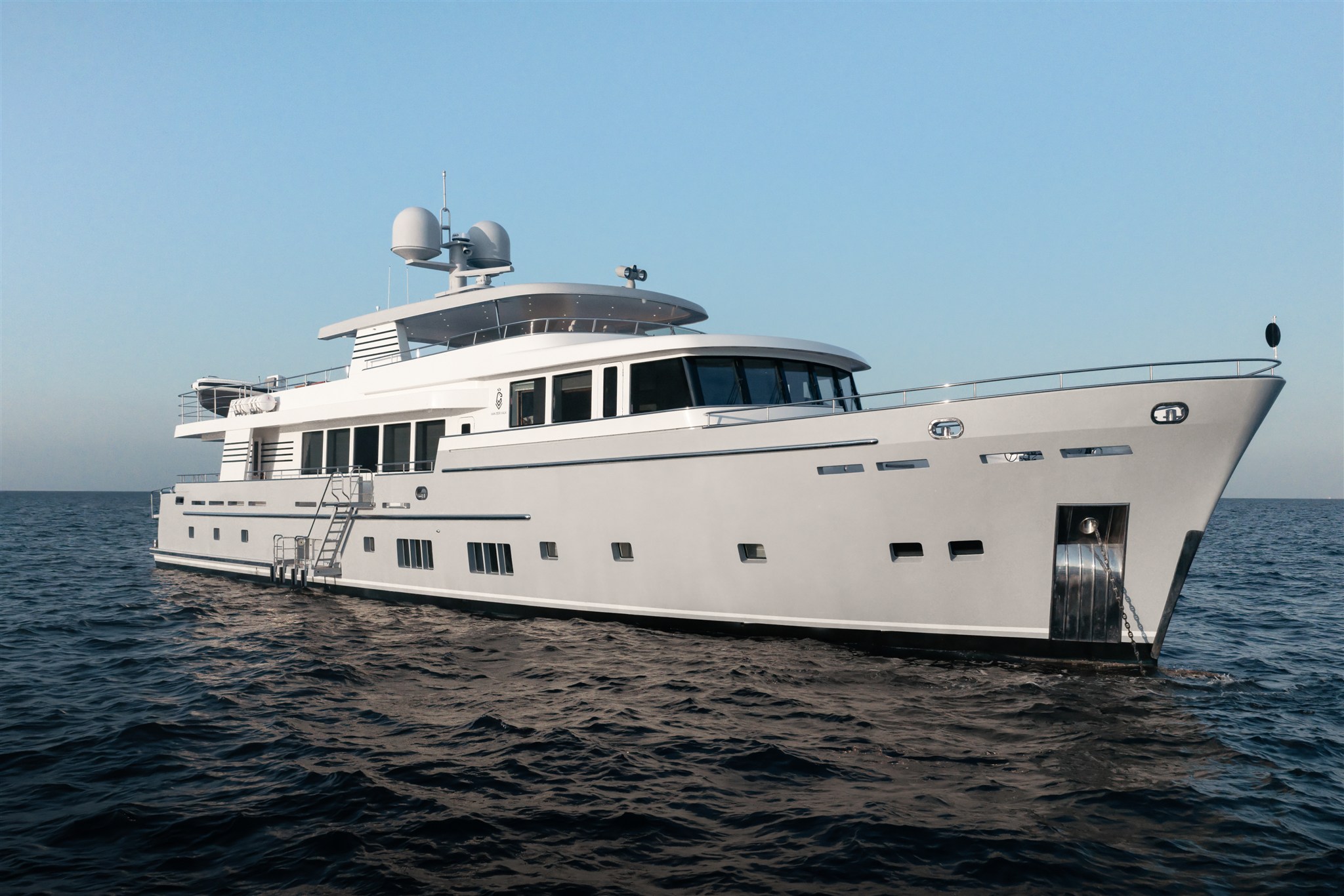 foto: 8 Van Der Valk Shipyard Custom Explorer