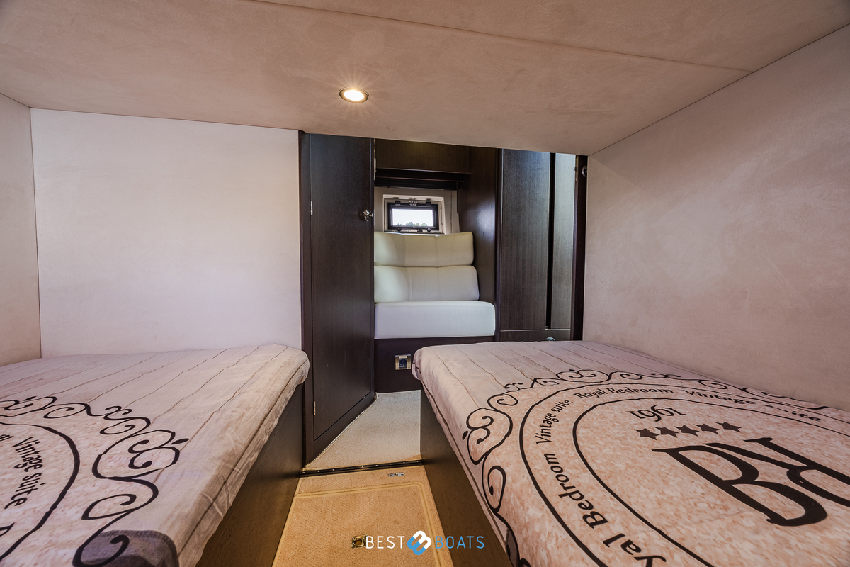 foto: 15 Galeon 385 HTS
