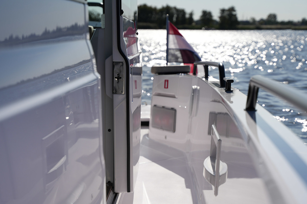foto: 22 Axopar  37 XC Cross Cabin Mediterrana Edition
