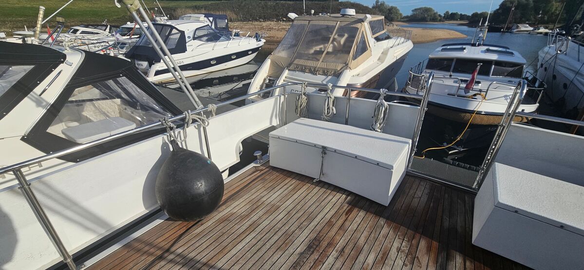 foto: 8 Neptunus 133 Flybridge