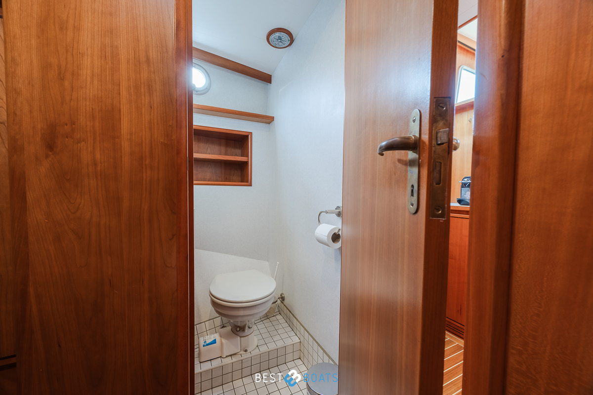 foto: 14 Linssen Grand Sturdy 410 AC Gold