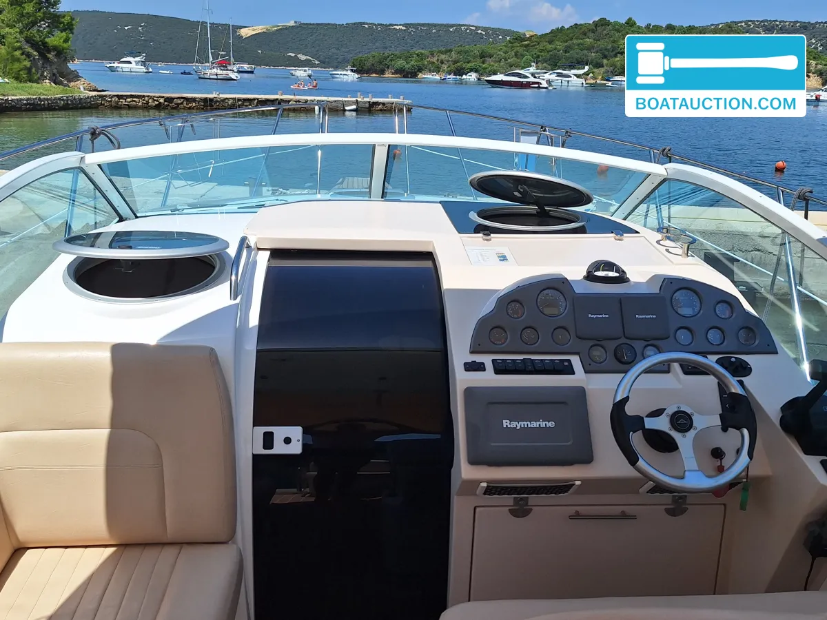 foto: 8 Sealine S29