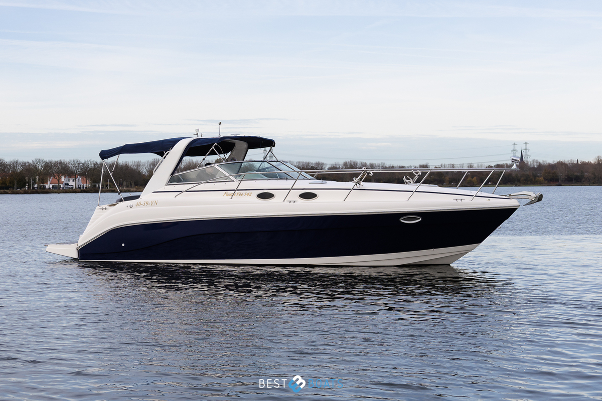 Rinker 342 Fiesta Vee