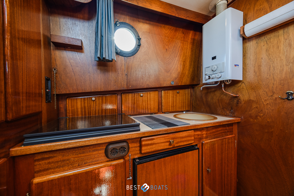 foto: 13 Exellent 1000 Hybride Patrol