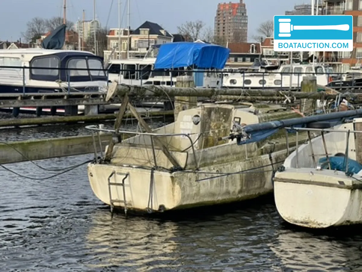 foto: 6 Kajuitzeilboot 700