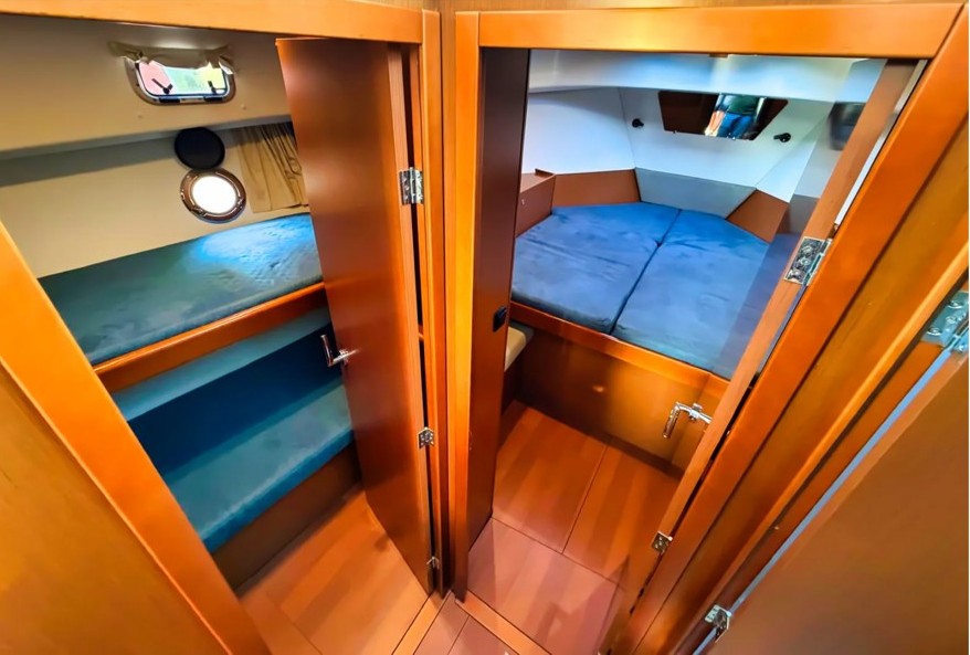 foto: 27 Beneteau Beneteau Swift Trawler 34 Flybridge