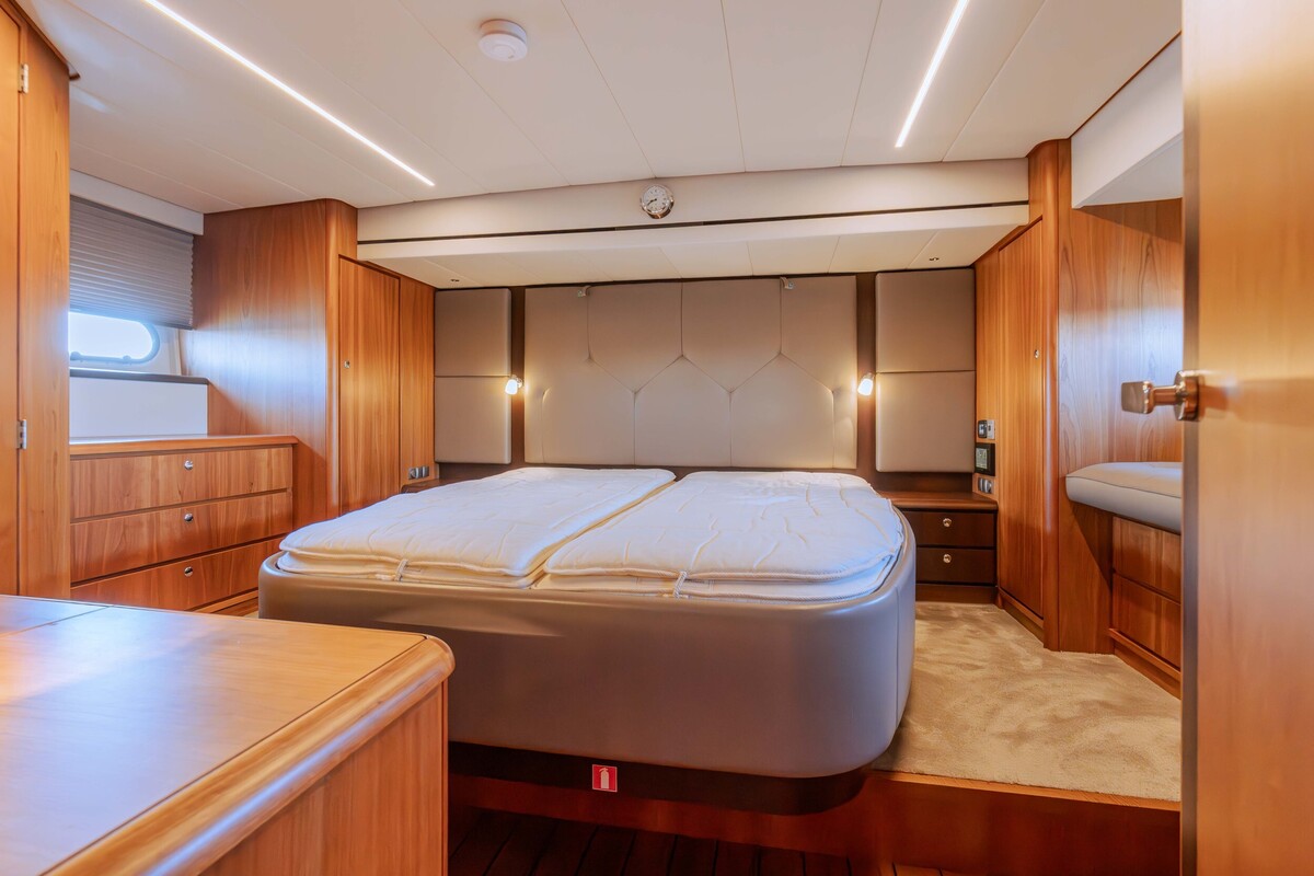 foto: 44 Linssen Grand Sturdy 590 AC Wheelhouse L-Class