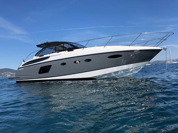 foto: 14 Princess V48