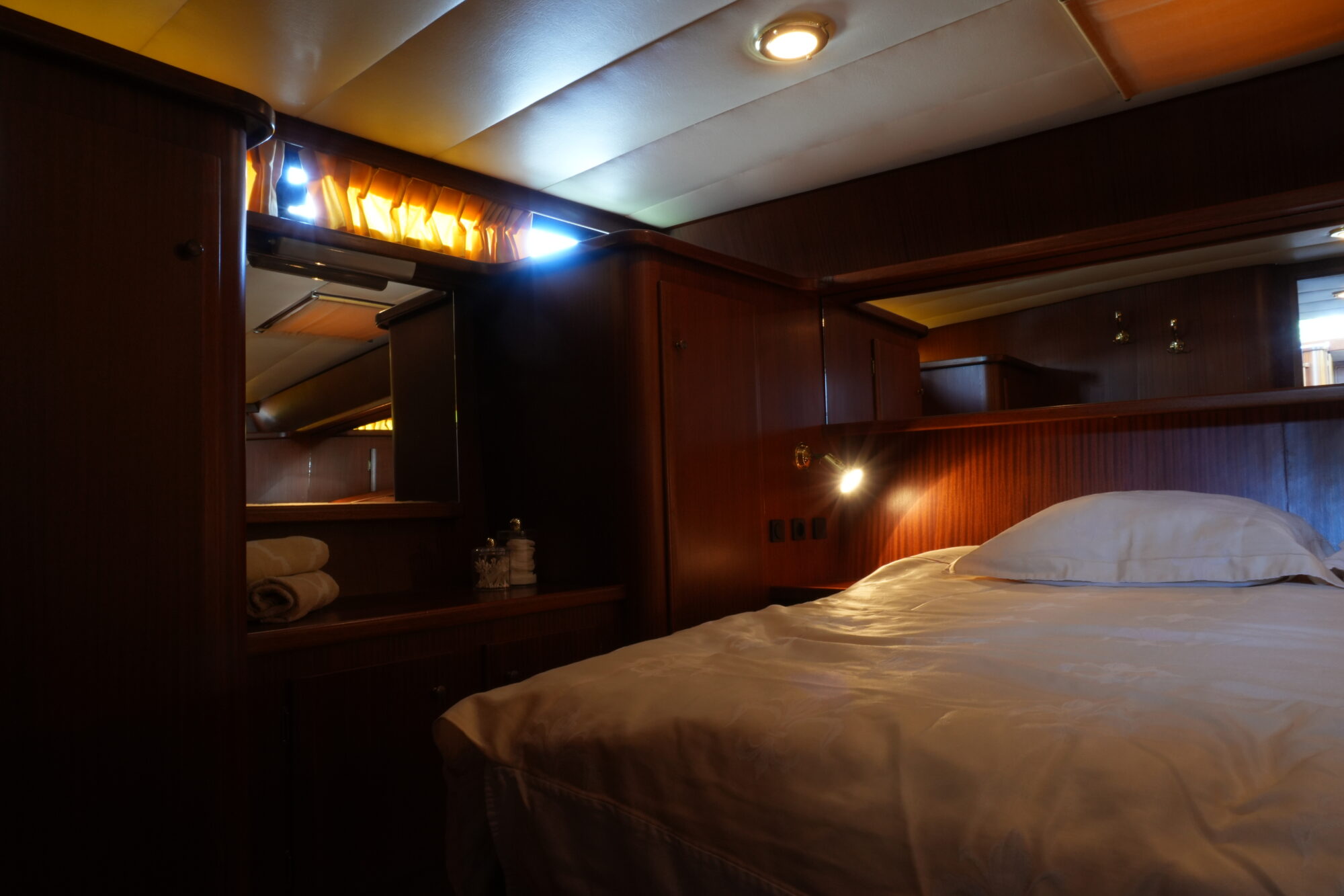 foto: 26 Valkkruiser Valkkruiser Super Falcon 45 Cabrio