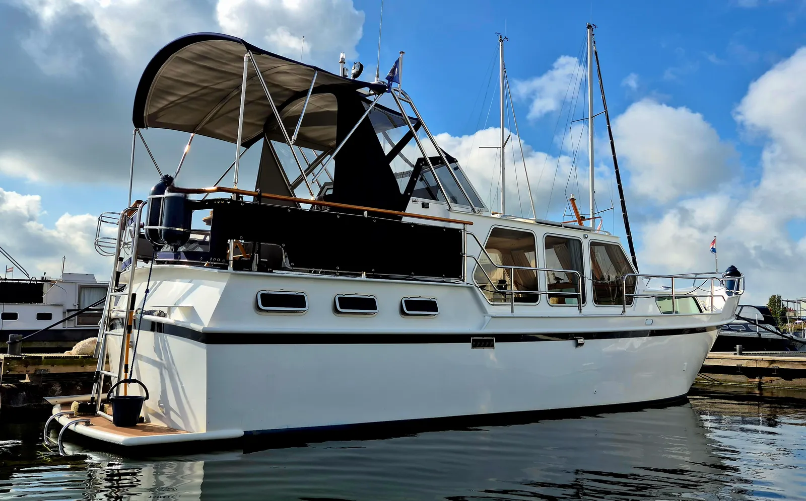 foto: 4 Type Valkkruiser 1100