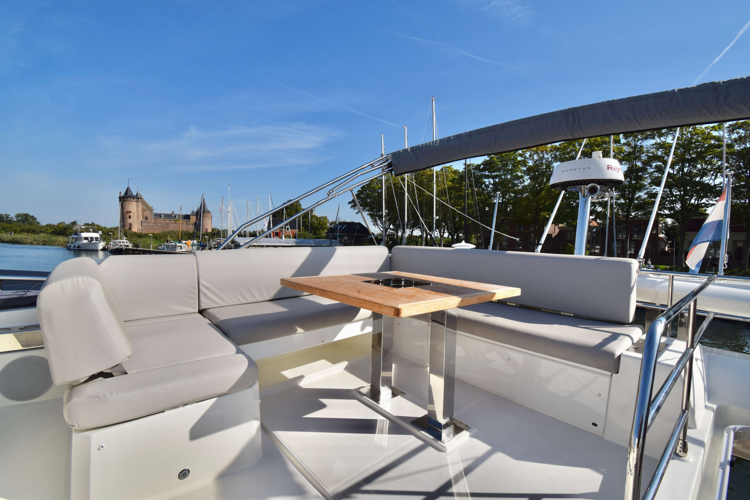 foto: 8 Prestige 590 Flybridge #19