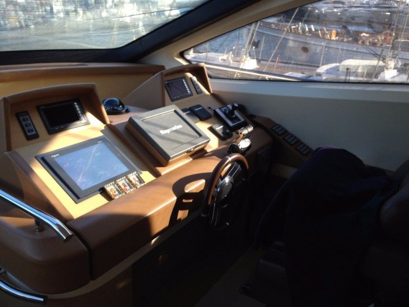 foto: 6 Azimut 78