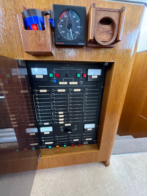 foto: 10 Whitewater Whitewater Wolfe 46 Flybridge