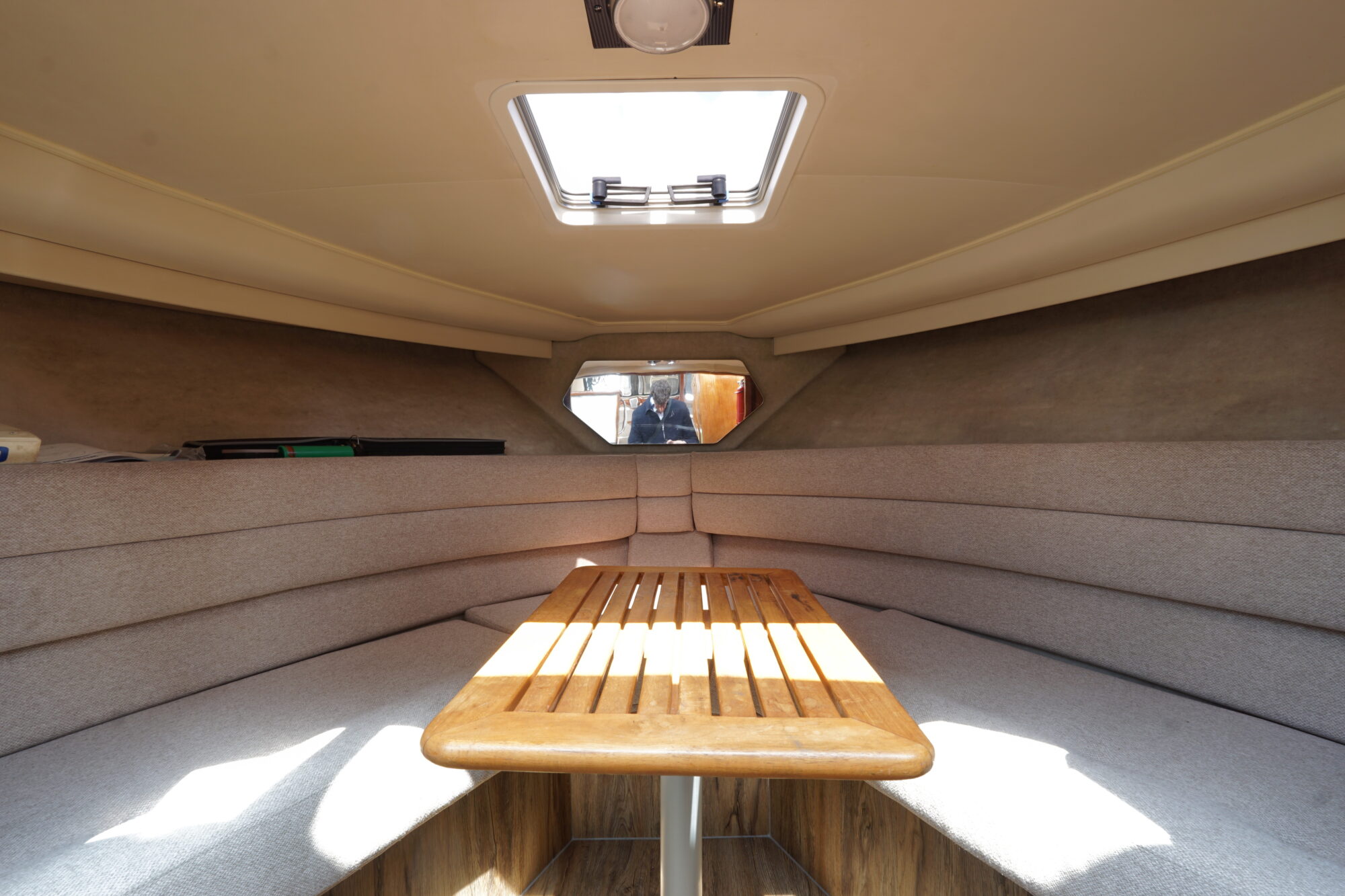 foto: 14 Carver Carver 28 Flybridge