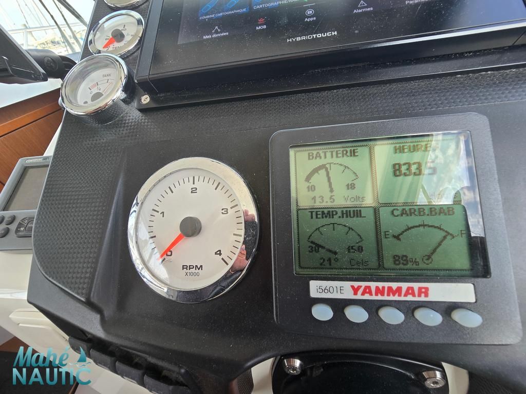 foto: 5 Antares 30 FLY