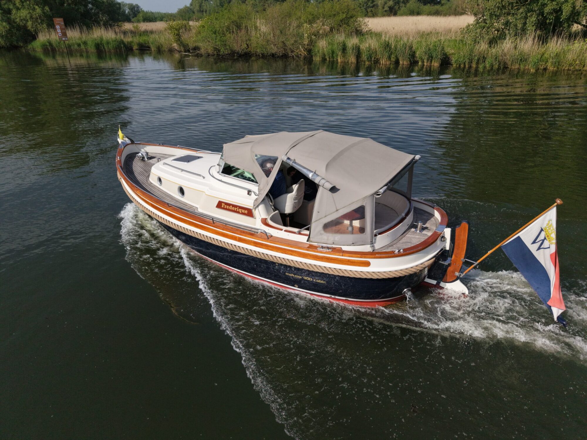 foto: 12 Makma Makma 900 Cabin