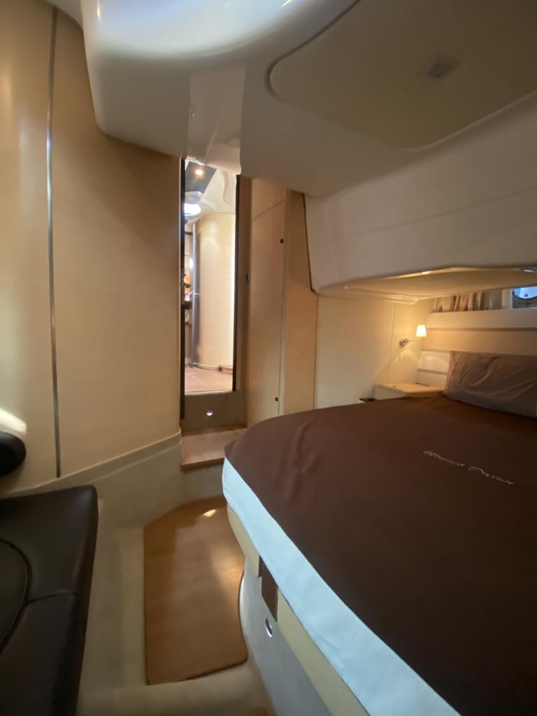 foto: 10 Cranchi Mediterranee 43 HT