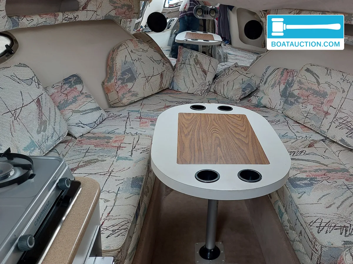 foto: 5 Crownline 250 CR