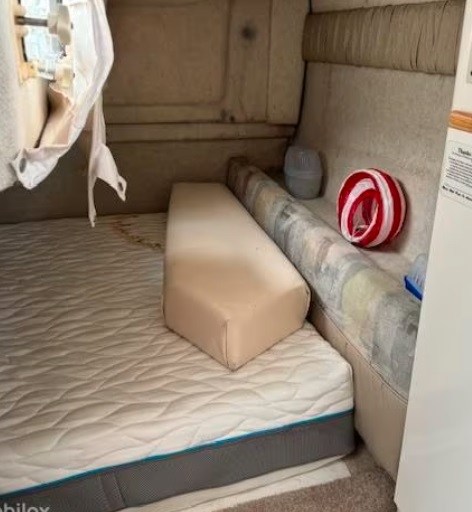 foto: 8 Bayliner 2355 Ciera Sunbridge