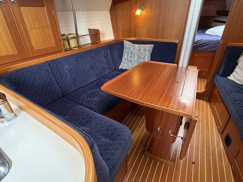 foto: 6 Arcona 370