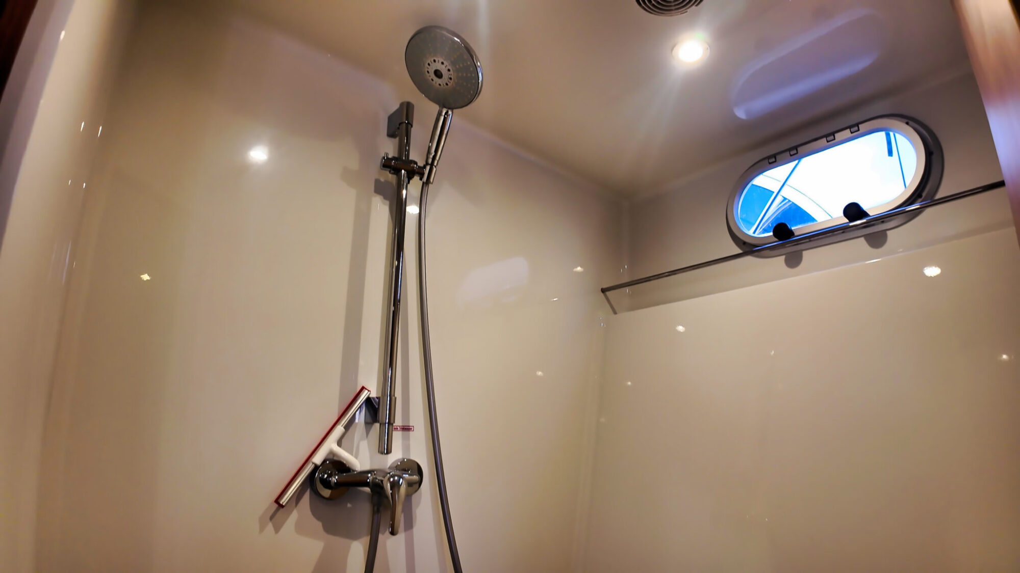 foto: 8 Aventura Aventura 43 AK Cabrio