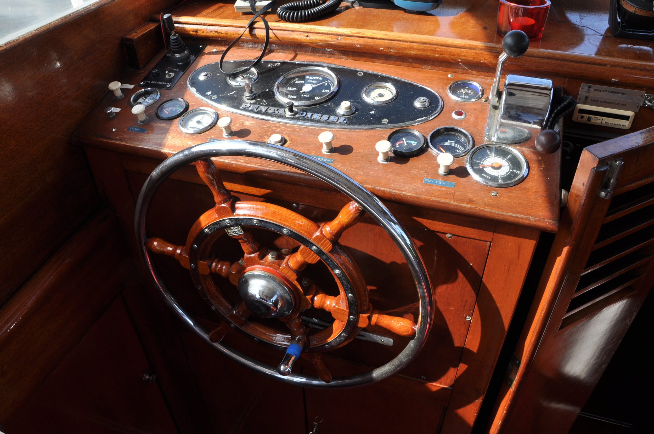 foto: 6 Super Van Craft 1170