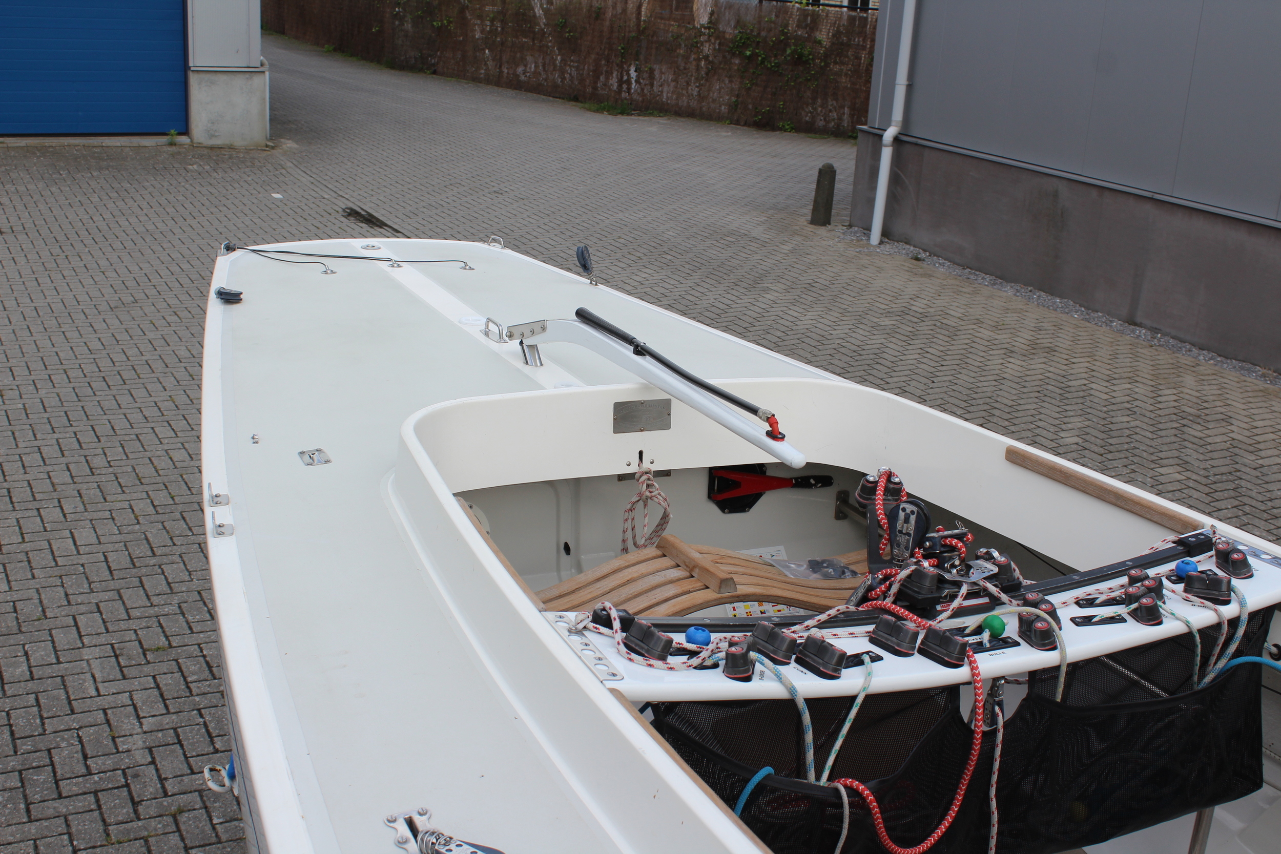foto: 6 Draak 870