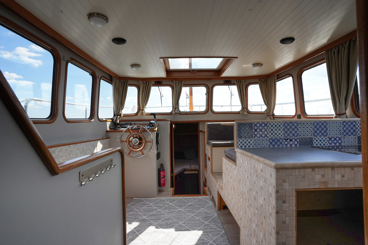 foto: 14 Hellingskip 1100 AK