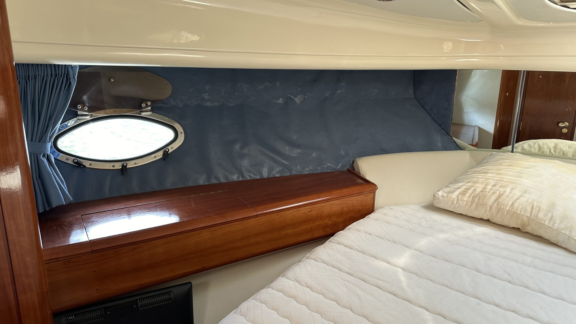 foto: 13 Fairline Fairline Phantom 40 Flybridge