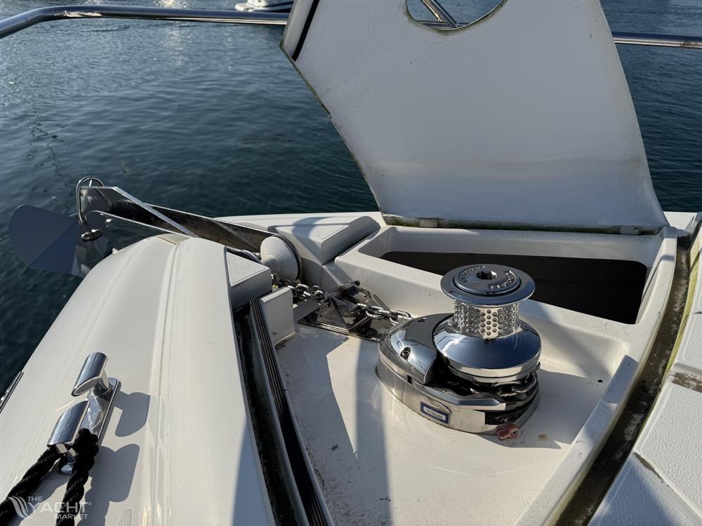 foto: 8 Fairline 47 targa