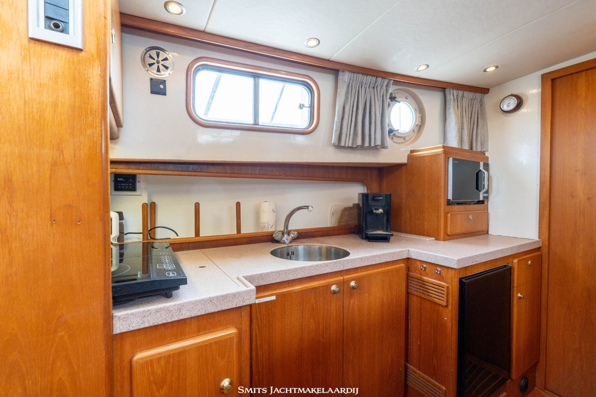 foto: 12 Koopmans Koopmans 13.85 Pilotkotter My