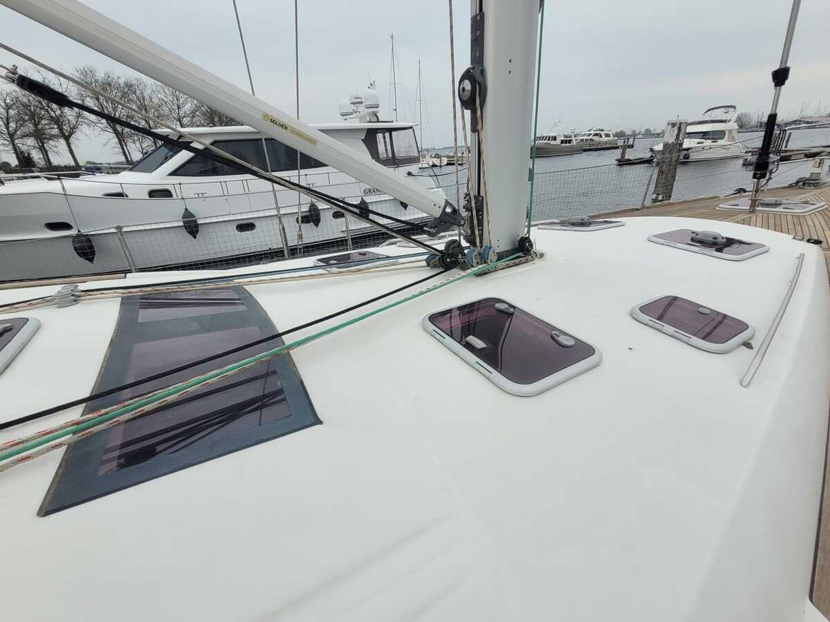 foto: 11 Beneteau Oceanis 54