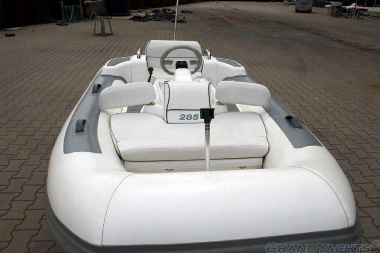 foto: 6 Williams jet tenders turbojet 285