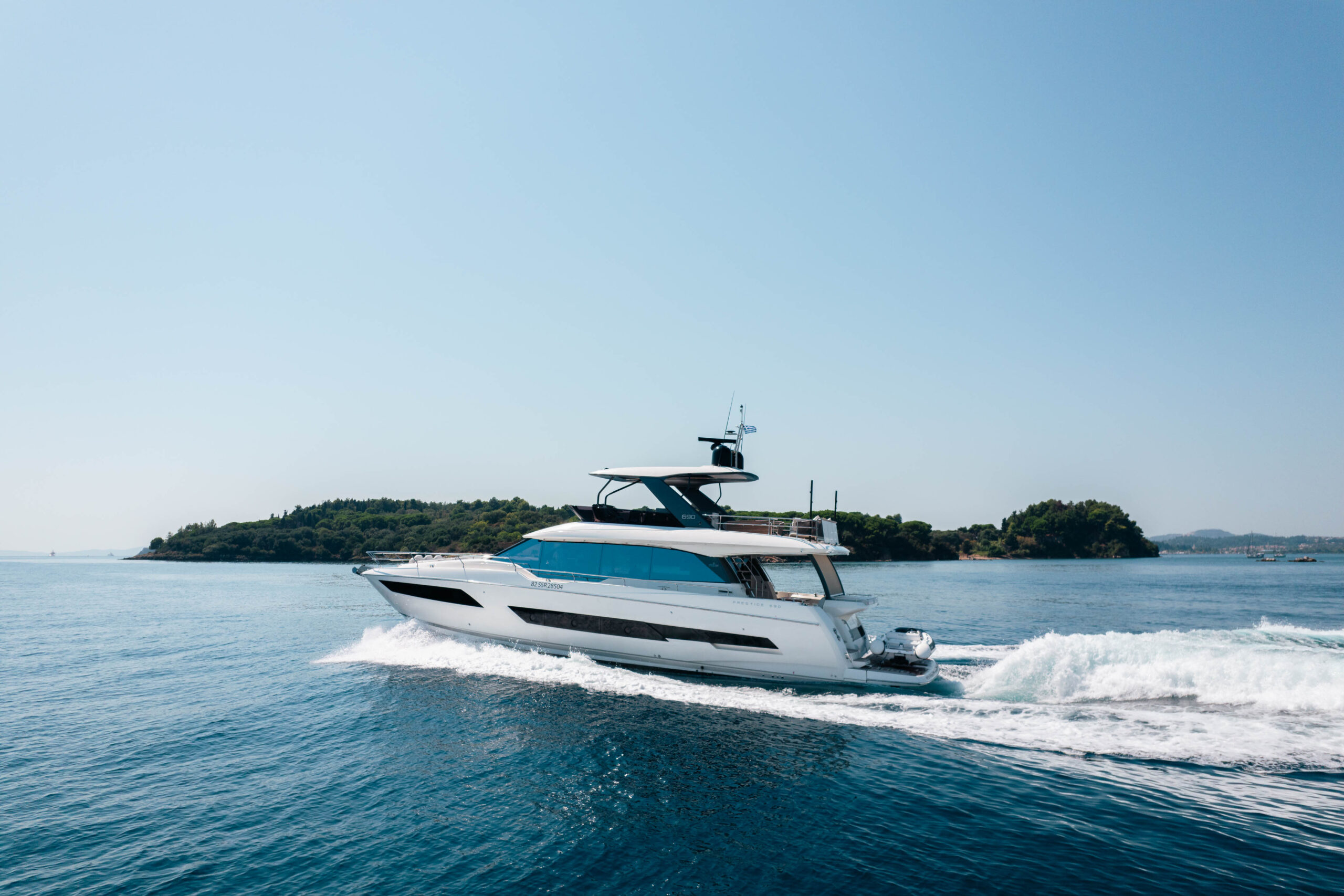 foto: 28 Prestige 690 flybridge
