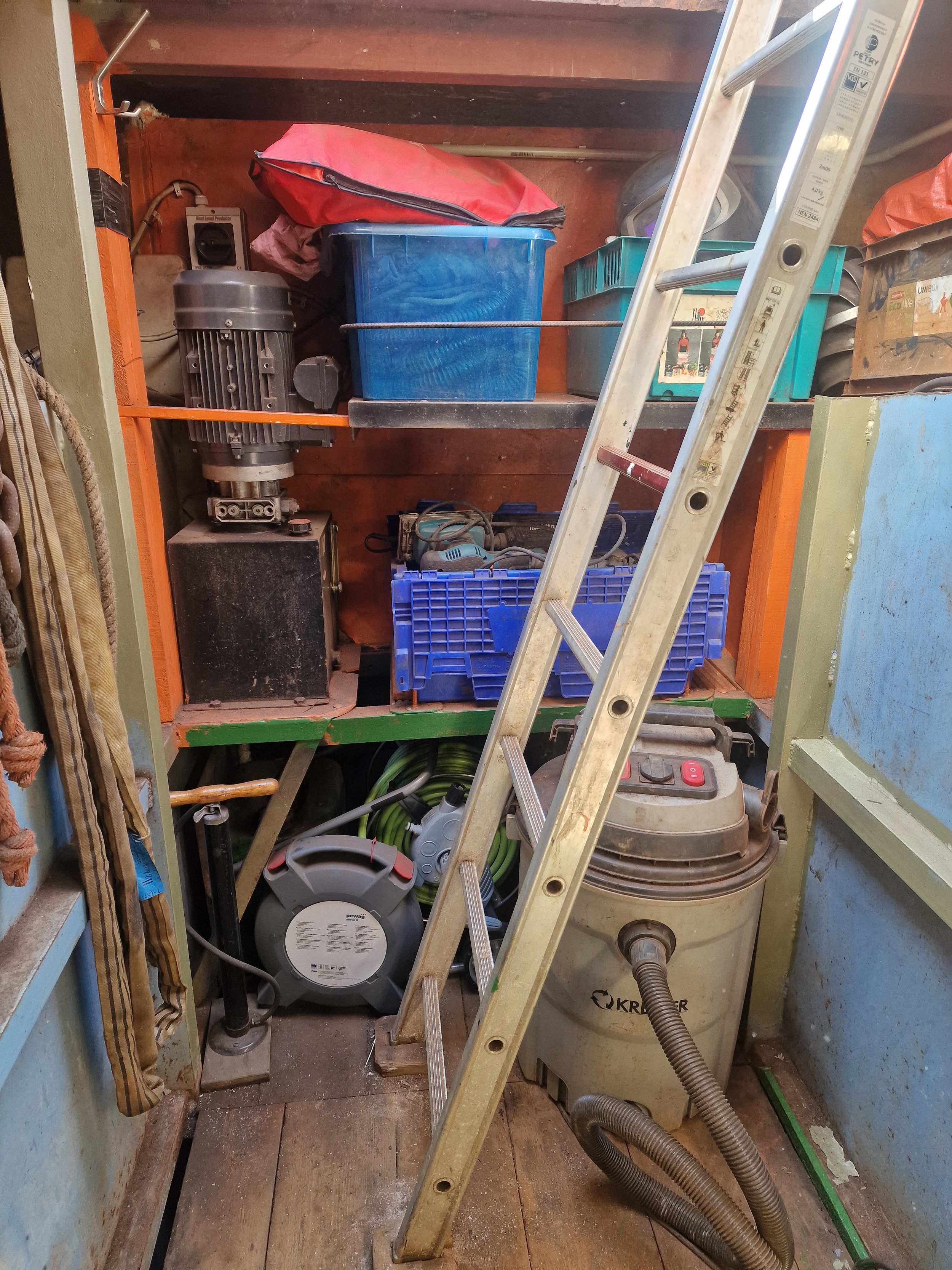 foto: 15 Ex Viskottter/ Varend Woonschip Ex Viskotter